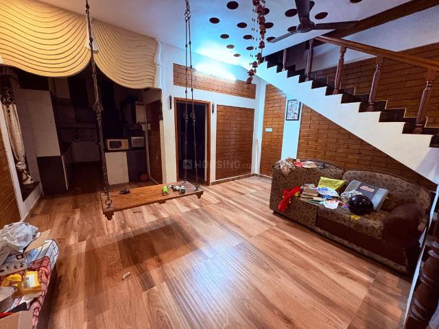 3 BHK Duplex in Madhanandapuram for rent Chennai. The reference number is 21367072