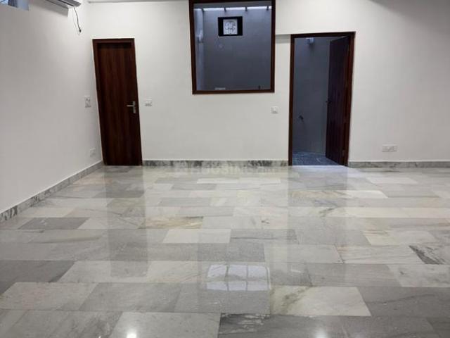 3 BHK Duplex in Maharani Bagh for rent New Delhi. The reference number is 17864626
