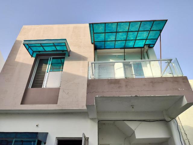 3 BHK Duplex in Maksi for rent Bhopal. The reference number is 20718290