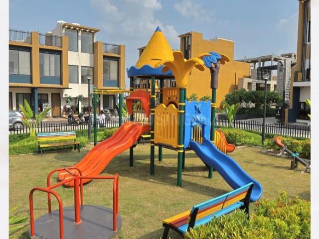 3 BHK Duplex in Manglia for resale Indore. The reference number is 21086489