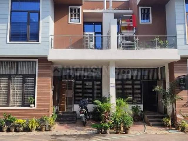 3 BHK Duplex in Noida Extension for resale Greater Noida. The reference number is 20751861