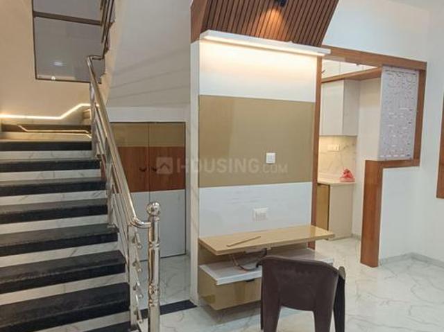 3 BHK Duplex in Nipania for resale Indore. The reference number is 21124060