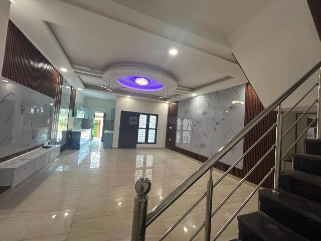 3 BHK Duplex in Sahastradhara Road for rent Dehradun. The reference number is 19994961