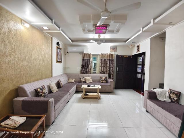 3 BHK Duplex in Saiyed Vasna for rent Vadodara. The reference number is 20665152