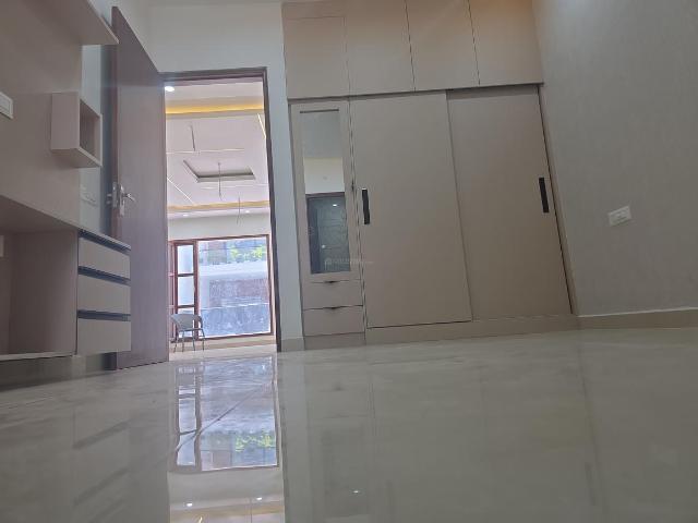 3 BHK Duplex in Sanauli for resale Zirakpur. The reference number is 19798144