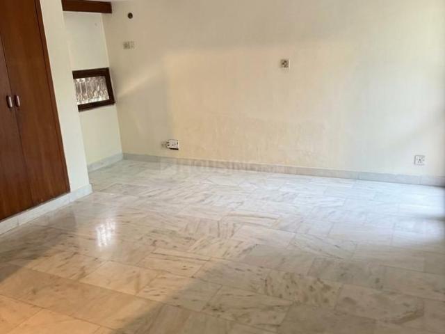 3 BHK Duplex in Sarita Vihar for rent New Delhi. The reference number is 21122913