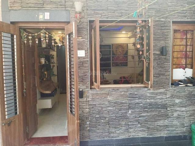 3 BHK Independent House in Ranip for resale Ahmedabad. The reference number is 21174901