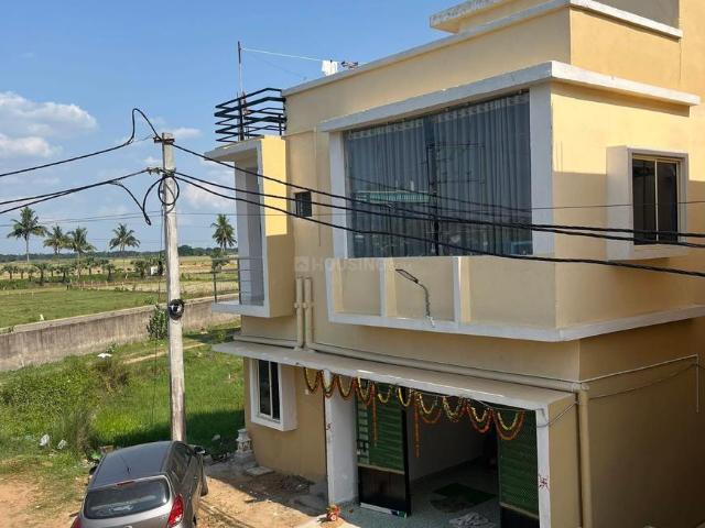 3 BHK Duplex in Tankapani Road for rent Bhubaneswar. The reference number is 19266259