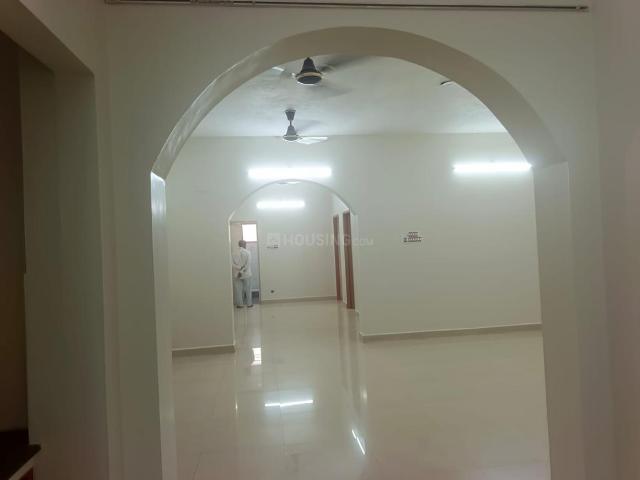 3 BHK Duplex in Thiruvanmiyur for rent Chennai. The reference number is 21274422