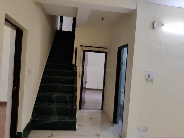 3 BHK Duplex in Vasant Kunj for rent New Delhi. The reference number is 21166717