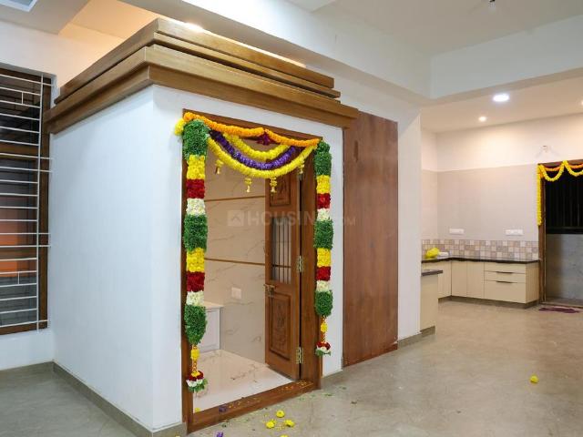 3 BHK Farm House in Basaveshwara Nagar for rent Bengaluru. The reference number is 21030761