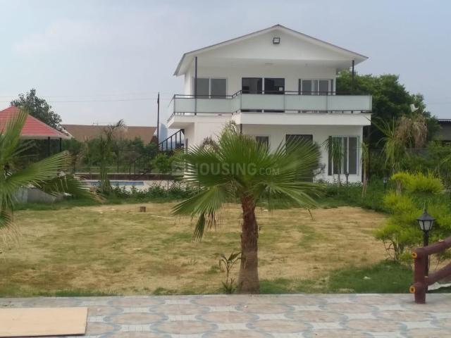 3 BHK Farm House in Sector 135 for resale Noida. The reference number is 21147720