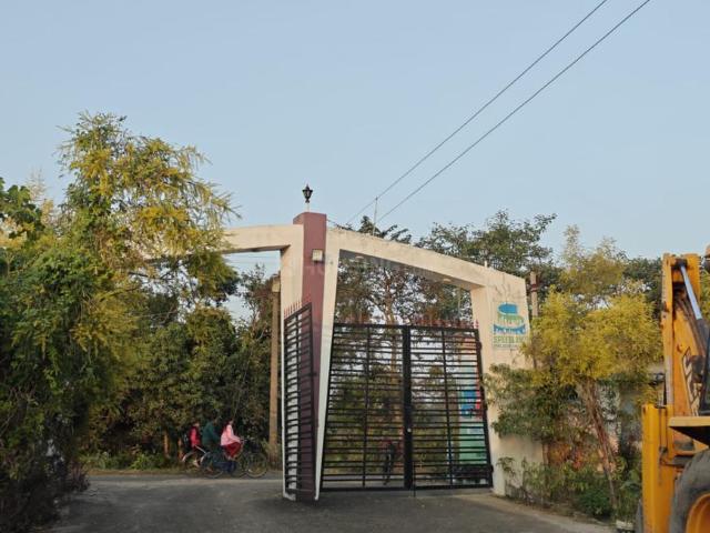 3 BHK Farm House in Thakurpukur for resale Kolkata. The reference number is 20646119