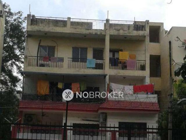 3 BHK Flat for Rent In Mayur Vihar