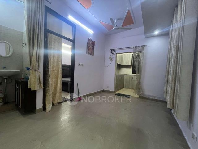 3 BHK Flat for Rent In Mayur Vihar