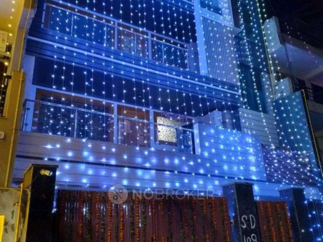 3 BHK Flat for Rent In Sector 45