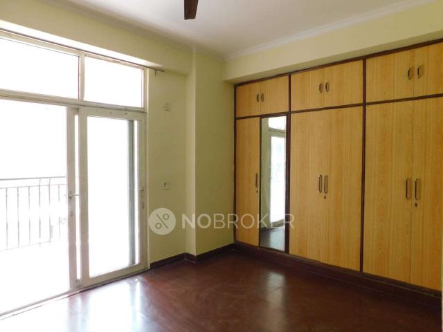 3 BHK Flat In Mahagun Mosaic Phase 2, Vaishali for Rent In