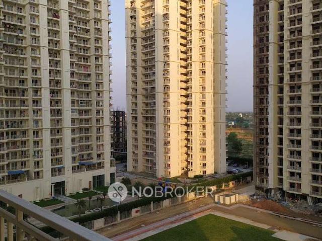 3 BHK Flat In Mahagun Mywood for Rent In Sector 16c