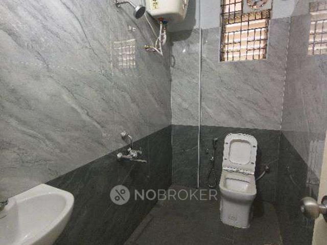 3 BHK Flat In Mana Carnations Apartments At Green Glen Layou