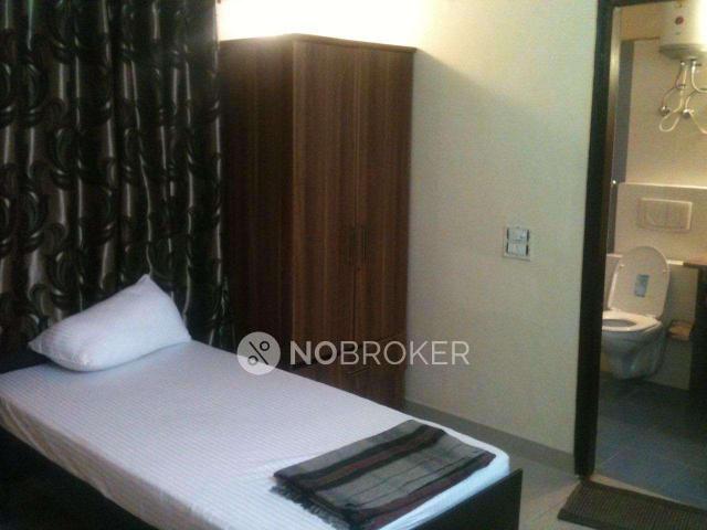 3 BHK Flat In Mhi Gardeniya for Rent In Alpha I