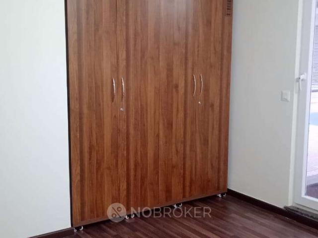 3 BHK Flat In Microtek Greenburg, Sector 86 for Rent In Sector 86
