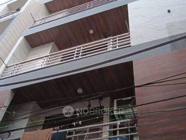 3 BHK Flat In Mohan Garden for Rent In Dwarka