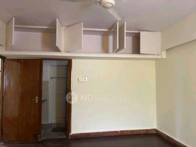 3 BHK Flat In Moti Apartment for Rent In Seshadripuram