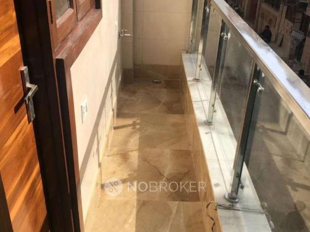 3 BHK Flat In Na For Sale In Mahavir Enclave