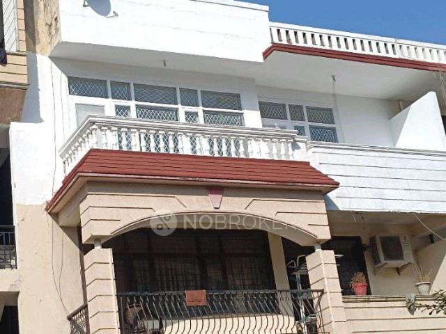 3 BHK Flat In Omaxe Sushant Lok 2 Sector 57 for Rent In Sushant Lok Rd