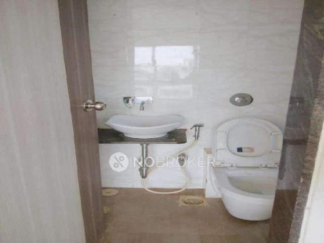 3 BHK Flat In Aayush Aastha For Sale In Chembur