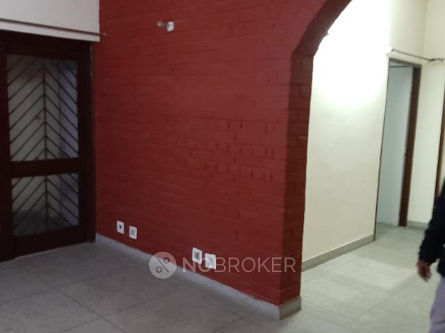 3 BHK Flat In Afnhb Jalvayu Vihar for Rent In Jal Vayu Vihar