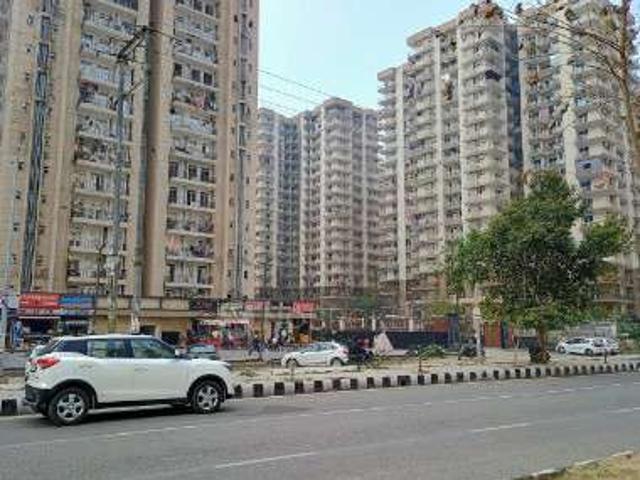3 BHK Flat In Aims Green Avenue for Rent In Sector 4