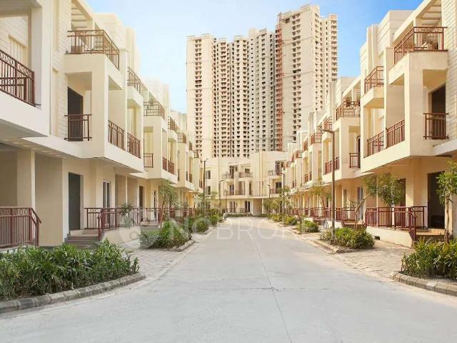 3 BHK Flat In Ajnara Le Garden For Sale In Sector 16
