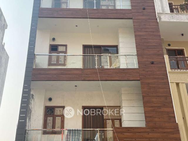 3 BHK Flat In Amolik Residency for Rent In Sector 85