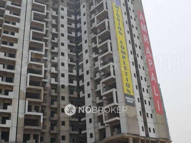 3 BHK Flat In Amrapali Dream Valley Phase 2 High Rise for Re