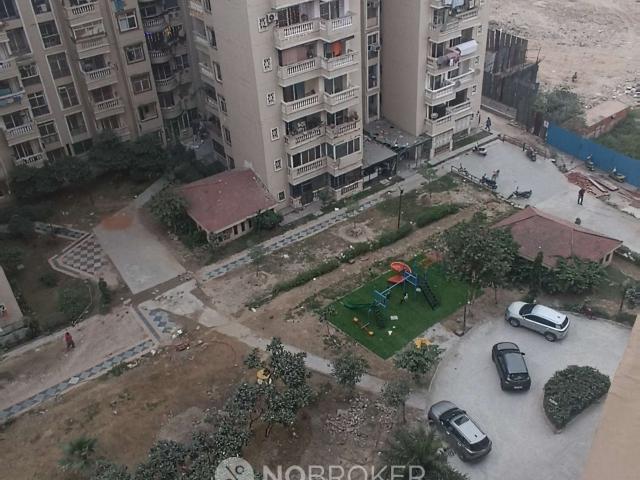 3 BHK Flat In Amrapali Silicon City For Sale In Sector 76
