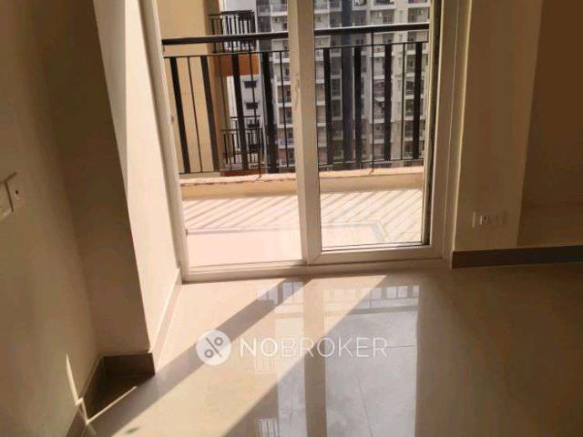 3 BHK Flat In Amrapali Tropical Garden for Rent In Tech Zone Iv