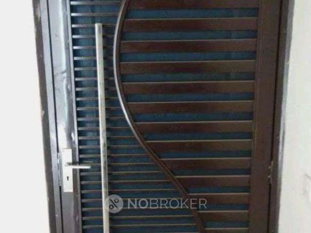 3 BHK Flat In Amrapali Zodiac for Rent In Sector 120