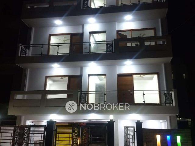 3 BHK Flat In Ananda Tower for Rent In Sector 57