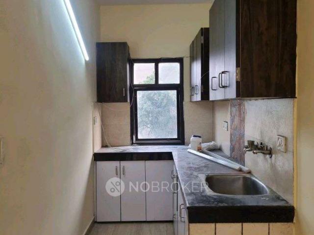 3 BHK Flat In Ap For Sale In Janakpuri