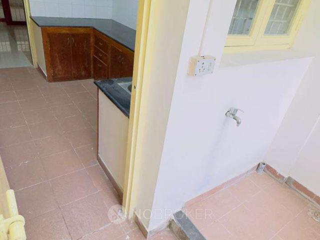 3 BHK Flat In Apartmnet For Sale In Thoraipakkam Av