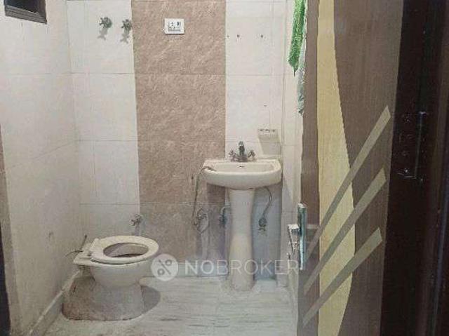 3 BHK Flat In Apartment For Sale In Nawada Metro Station P