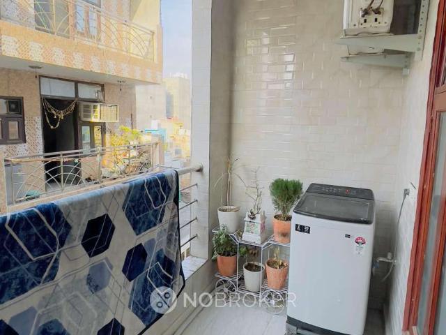3 BHK Flat In Apartment For Sale In Razapur Khurd