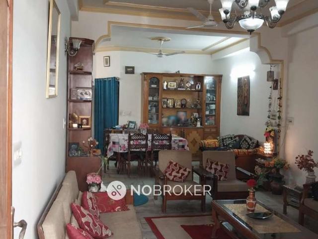 3 BHK Flat In Builder Floor for Rent In Rajouri Garden