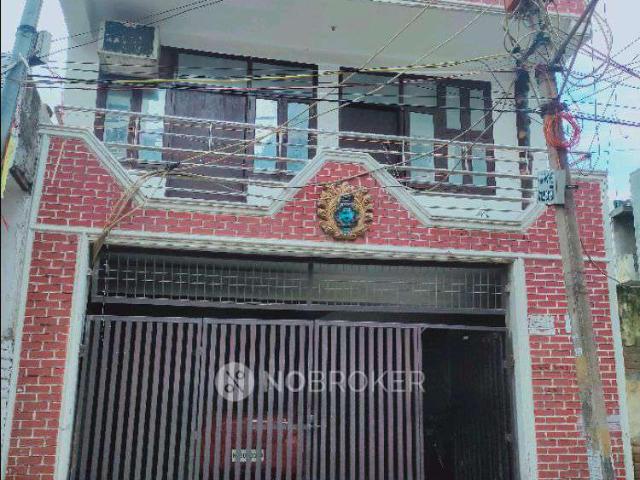 3 BHK Flat In Buildoor Floor For Sale In Palam Village, Palam Colony