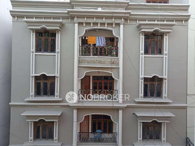 3 BHK Flat In Bhuvaneswari Plaza for Rent In Kondapur