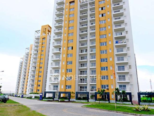 3 BHK Flat In Bptp Park Grandeura for Rent In Sector 82