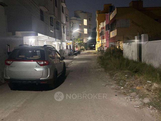 3 BHK Flat In Brown Stone Appartment for Lease In Sholingan