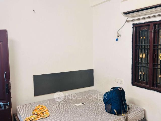 3 BHK Flat In Brown Stone for Lease In Perumbakkam