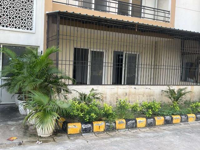 3 BHK Flat In Centurian Park for Rent In Amrapali Centurian Park Low Rise